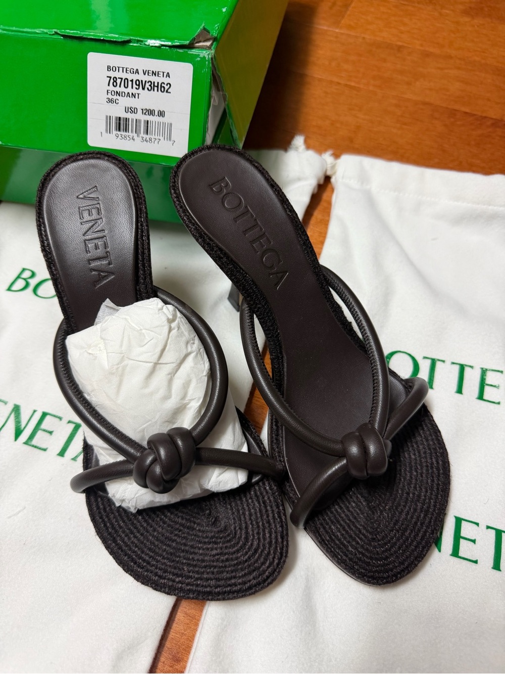 Bottega Veneta Fondant Brown Knotted Leather Slide Sandals